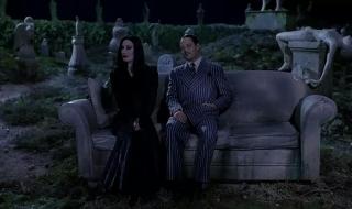 亚当斯一家动画 亚当斯一家动画