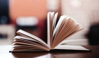 狂欢夜是几月几日日 狂欢夜是几月几日日