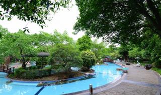 峨眉山灵秀温泉酒店